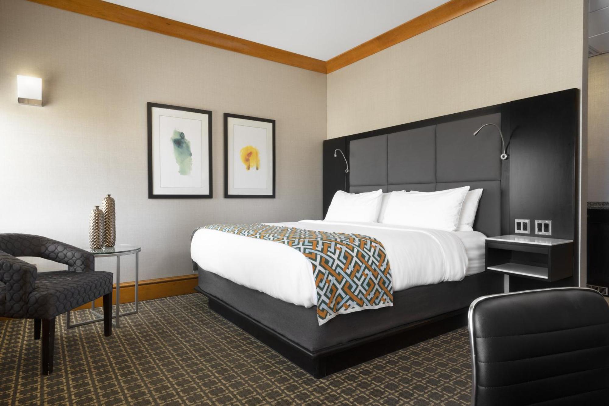 Voco The Tiger Hotel, Columbia, Mo By Ihg Ngoại thất bức ảnh
